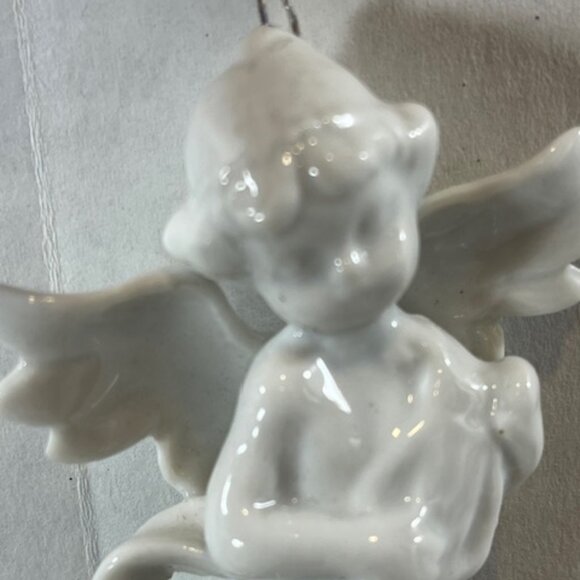 White Glazed Ceramic Cherub Angel Playing Mandolin Christmas Ornament 3.25" - Picture 11 of 15